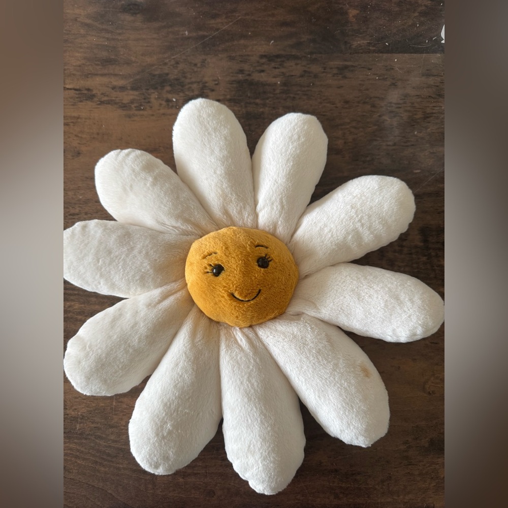 White Daisy Plush Toy